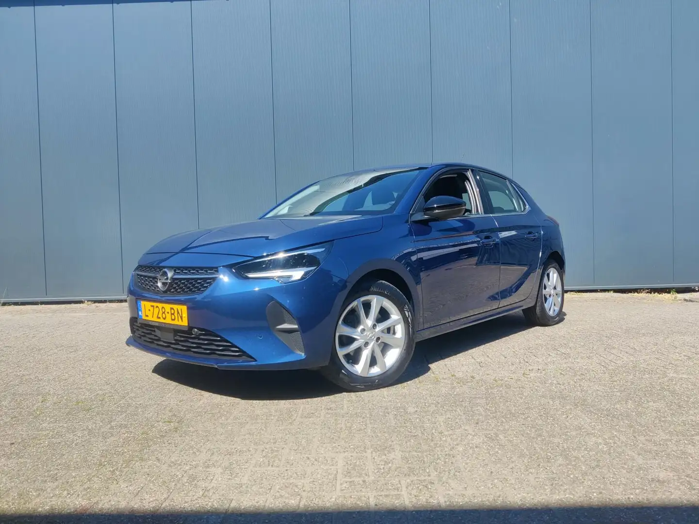 Opel Corsa 1.2 Elegance Bleu - 2