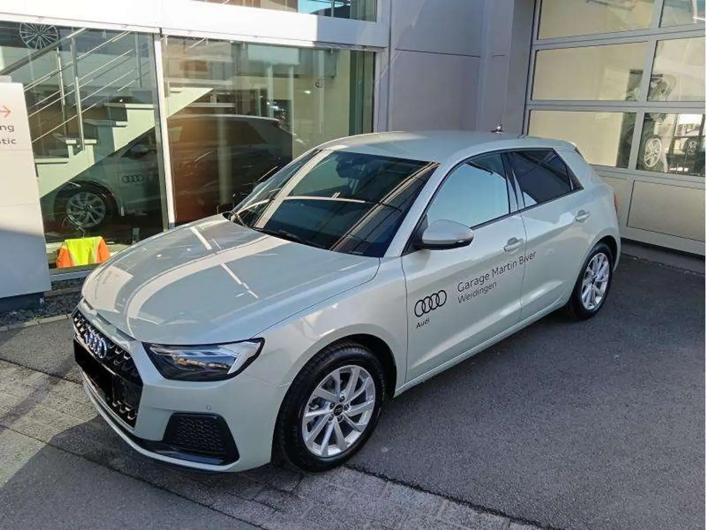 Audi A1 Sportback Advanced 25 TFSI 5-G Gris - 1