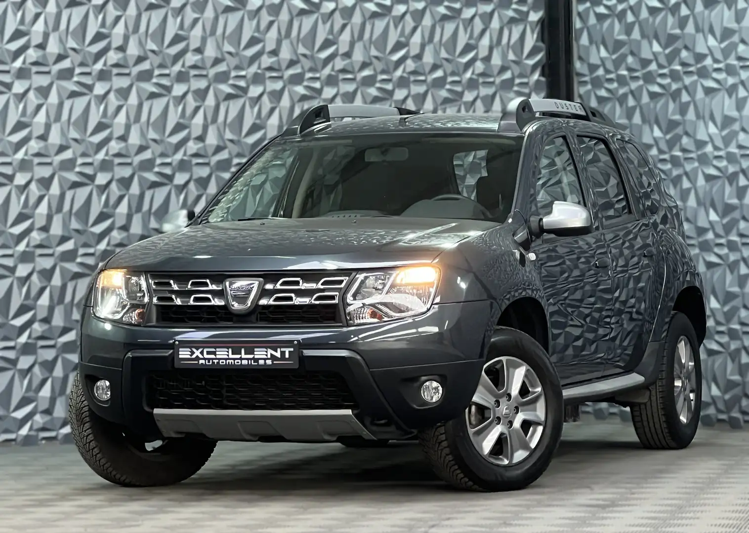 Dacia Duster 1.2/Prestige*GPS*BLUETOOTH*CRUISE*AIRCO*GARANTIE Gris - 1