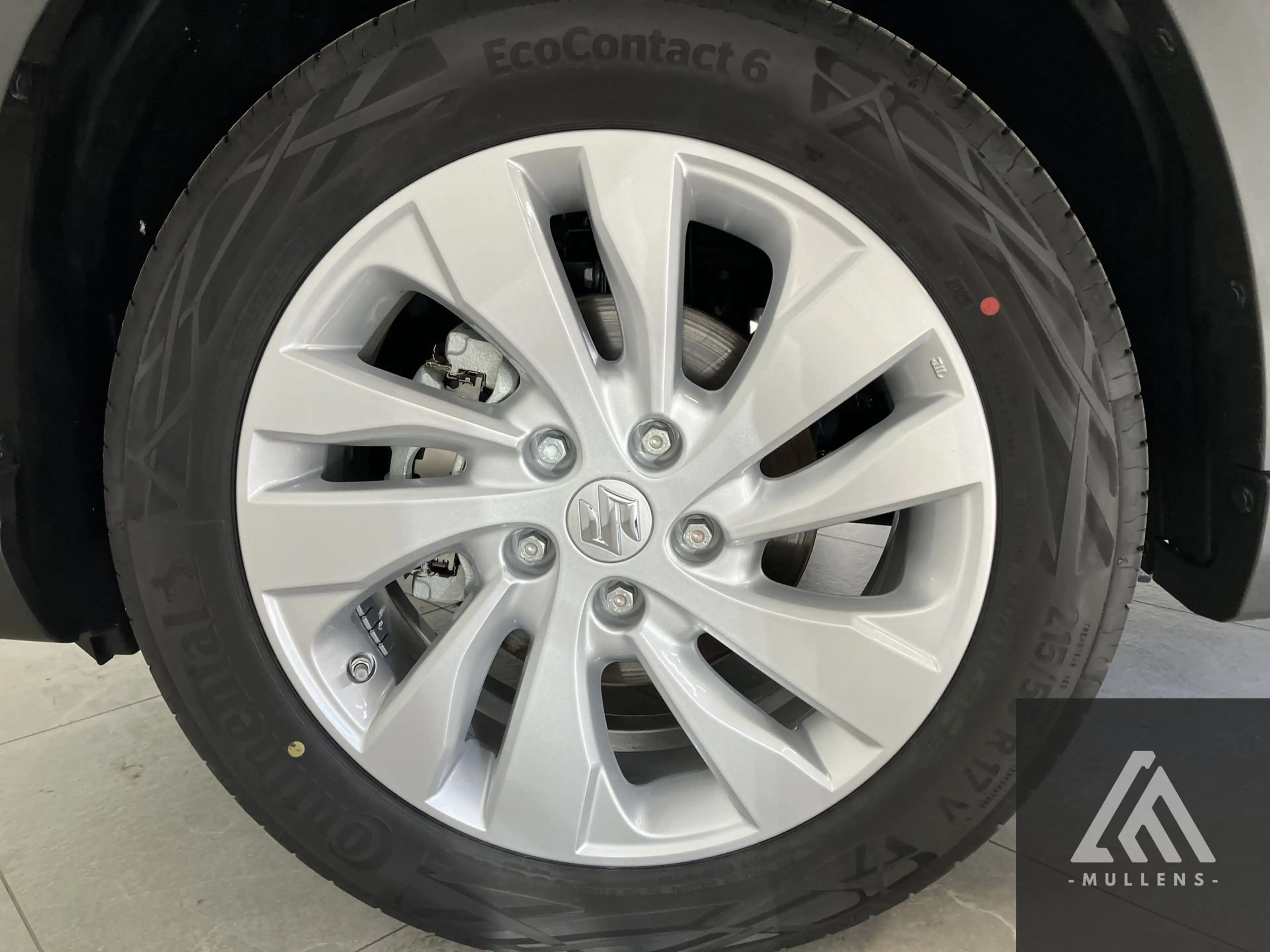 Suzuki SX4 S-Cross Grand Luxe + 2WD (MY25) — photo 4
