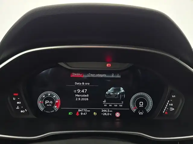 Audi Q3 view 15