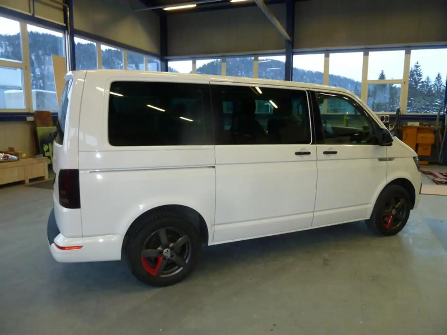 Volkswagen T6 Multivan Multivan Trendline 2,0 TDI Weiß - 2
