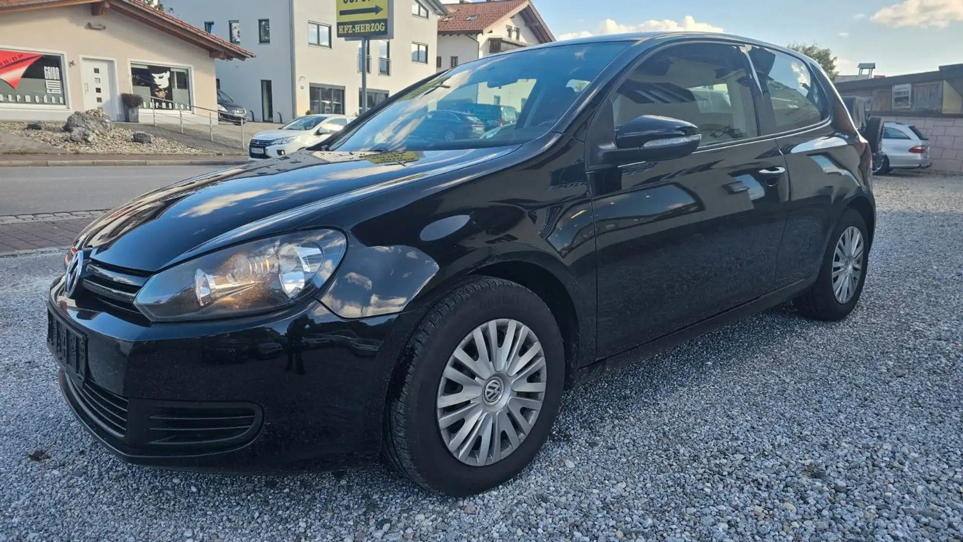 Volkswagen Golf VI Trendline*2,0*KLIMA* Noir - 1