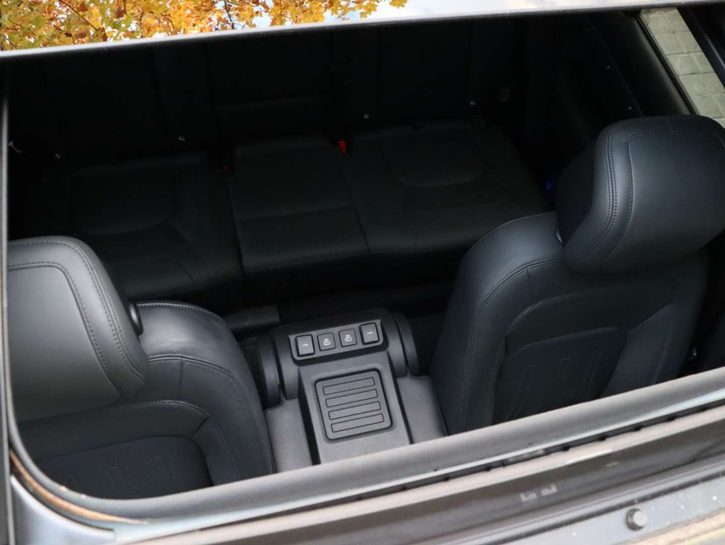 Land Rover Defender 110 3.0D L6 MHEV HSE AWD Aut. 300 -  - Joinsteer - #4