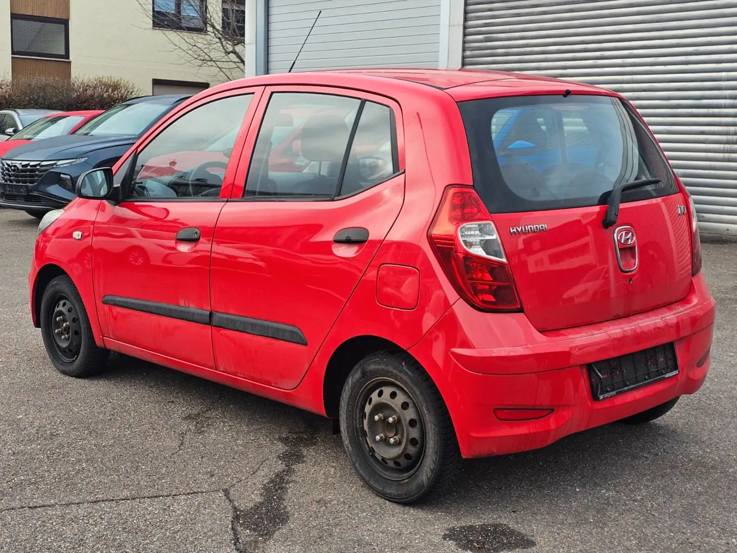 Hyundai i10 FIFA  1,1 12V WM Edition Rot - 2