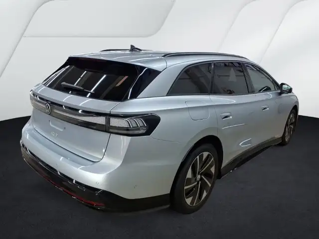 Volkswagen ID.7 view 2