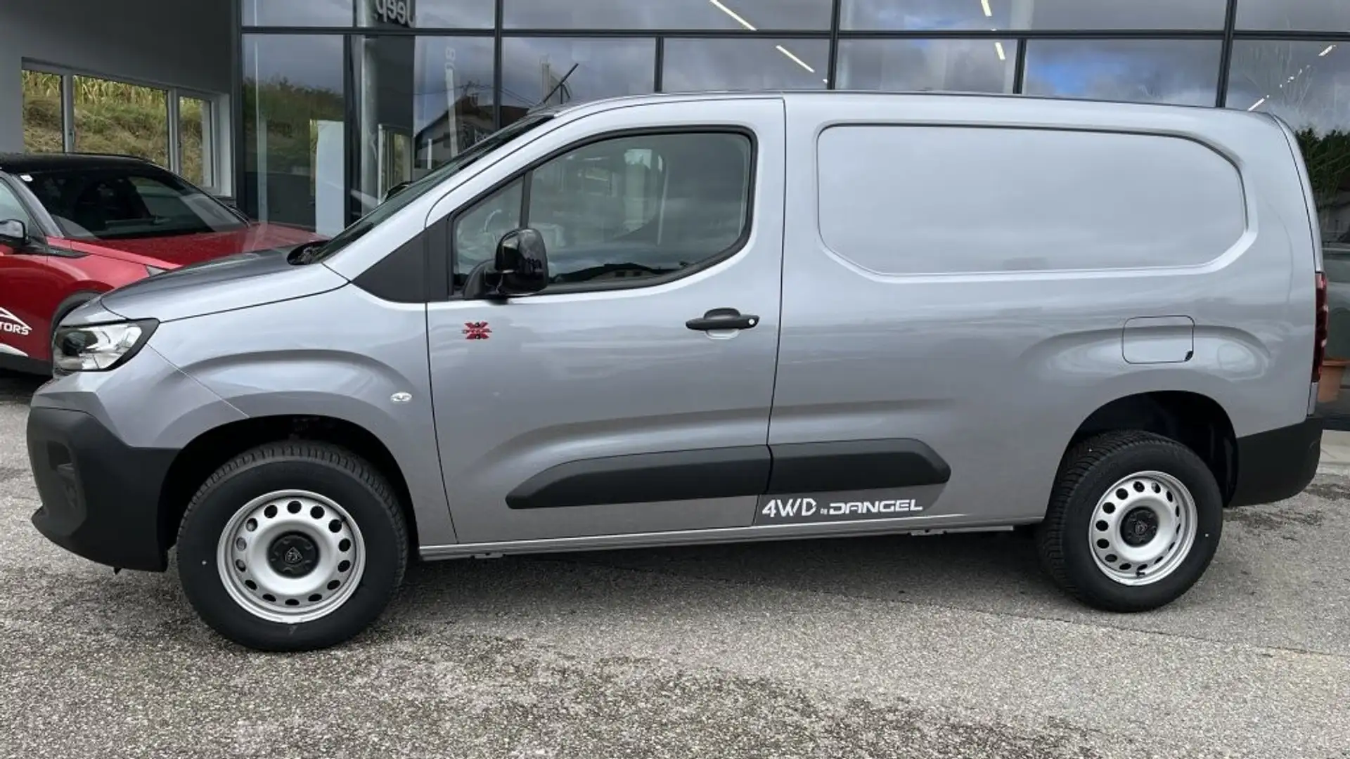 Peugeot Partner Lang 4WD Aut. L2 BlueHDi 130 S&S Erh. N... Grau - 2