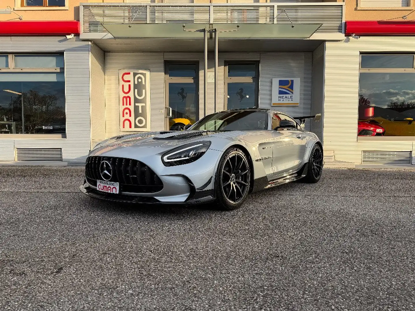 Mercedes-Benz AMG GT BLACK SERIES Gris - 1