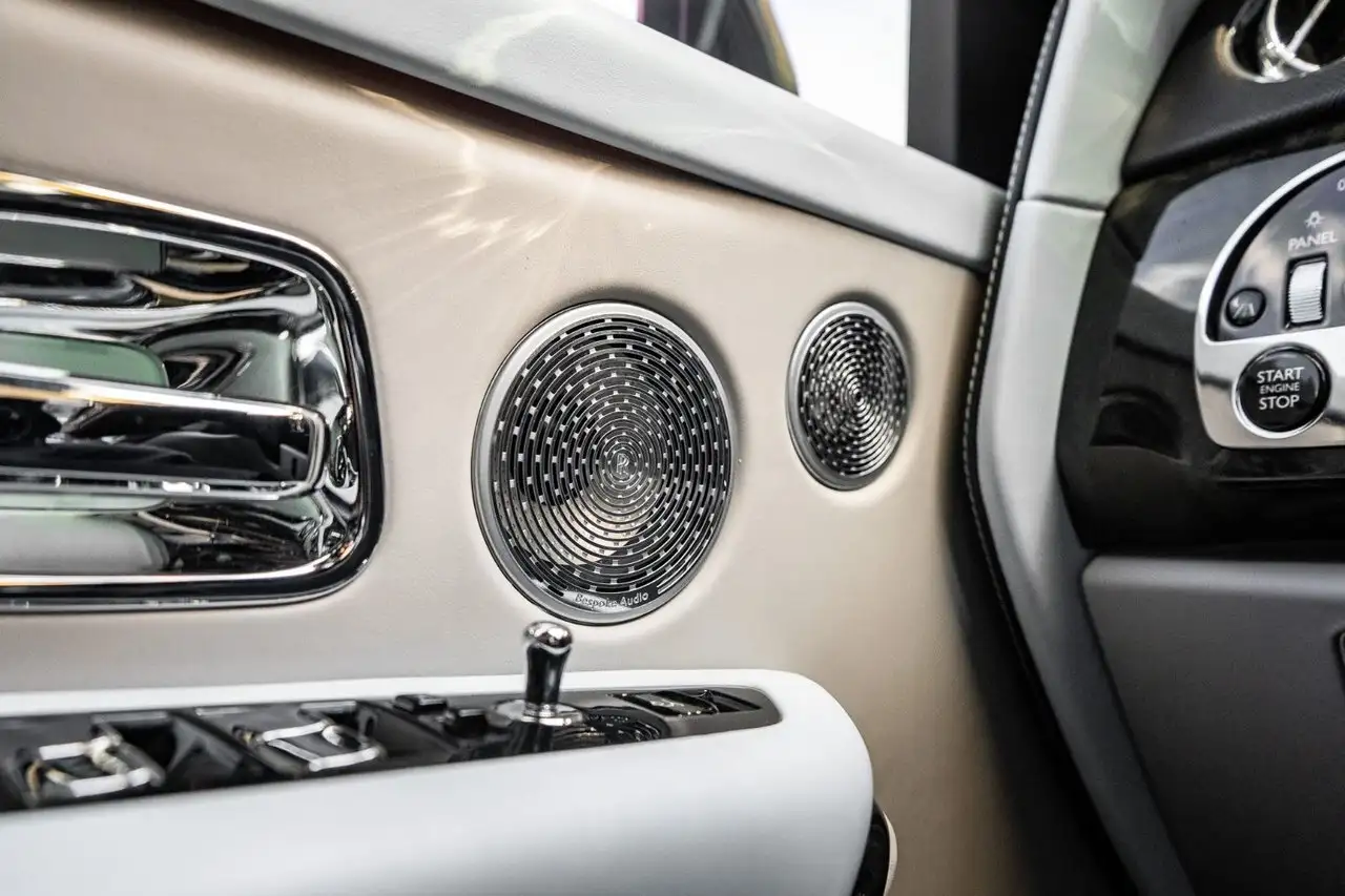 Rolls-Royce Cullinan снимка Rolls-Royce Cullinan
