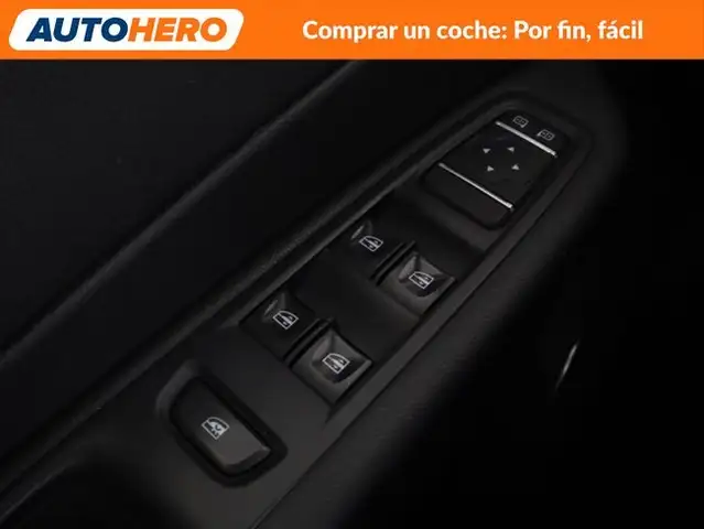 Renault Captur view 30