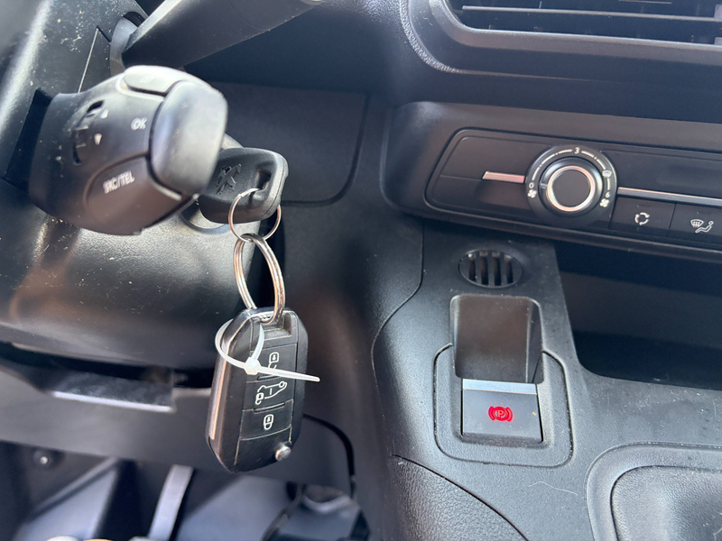Peugeot Partner Partner 1.5 BlueHDi L2 Heavy Pro (EU6.3) — photo 15