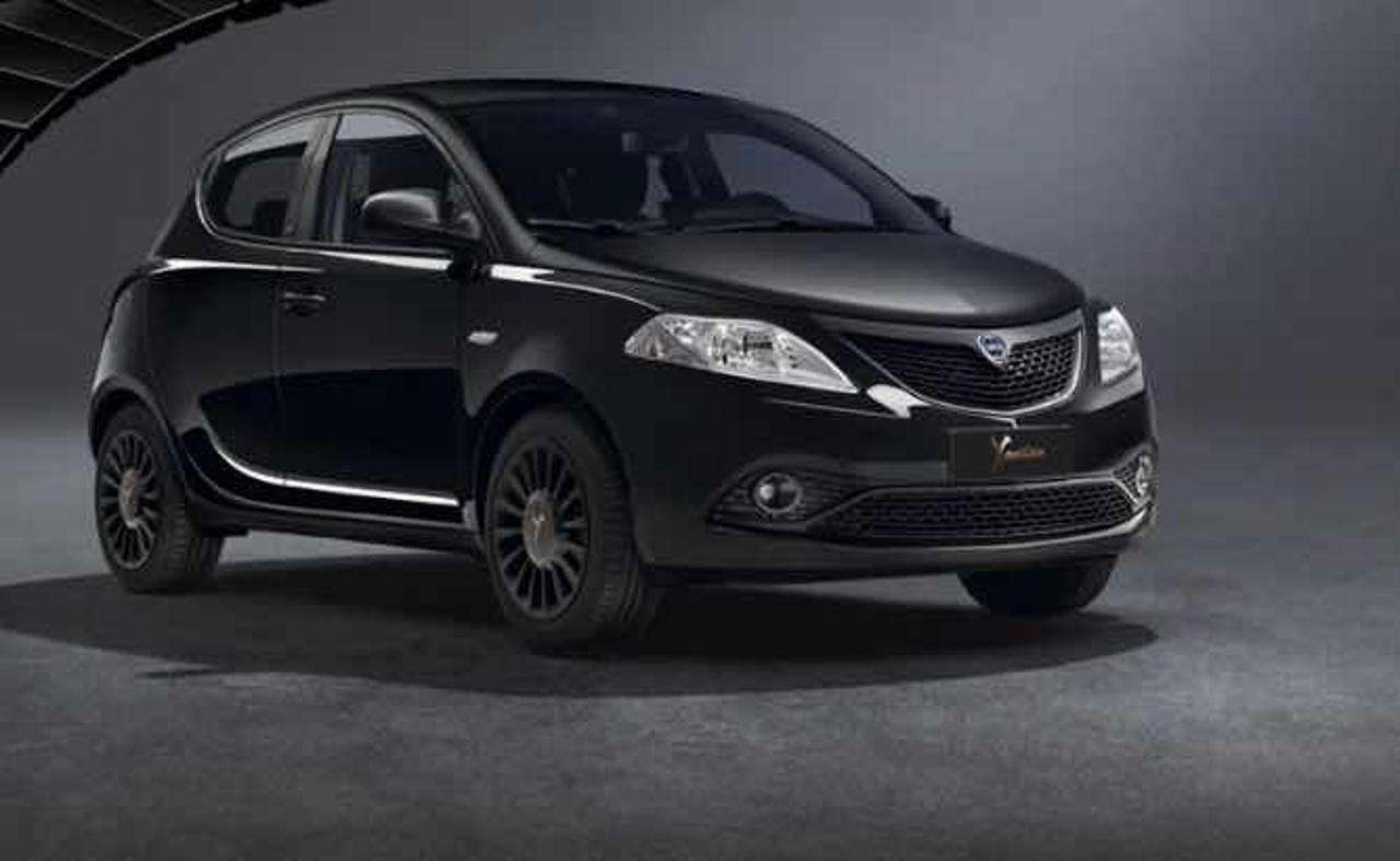Lancia Ypsilon 1.2 69 CV 5 porte Elefantino Blu