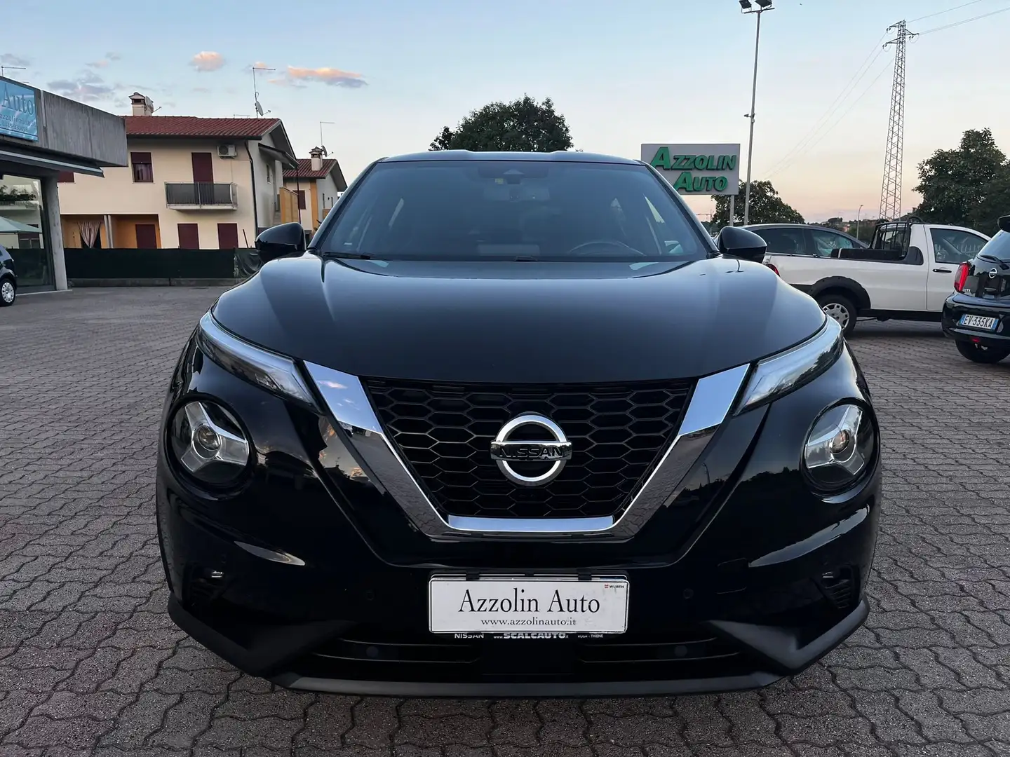 Nissan Juke 1.0 BENZINA AUTOMATICA SI A NEOPATENTATI Nero - 2