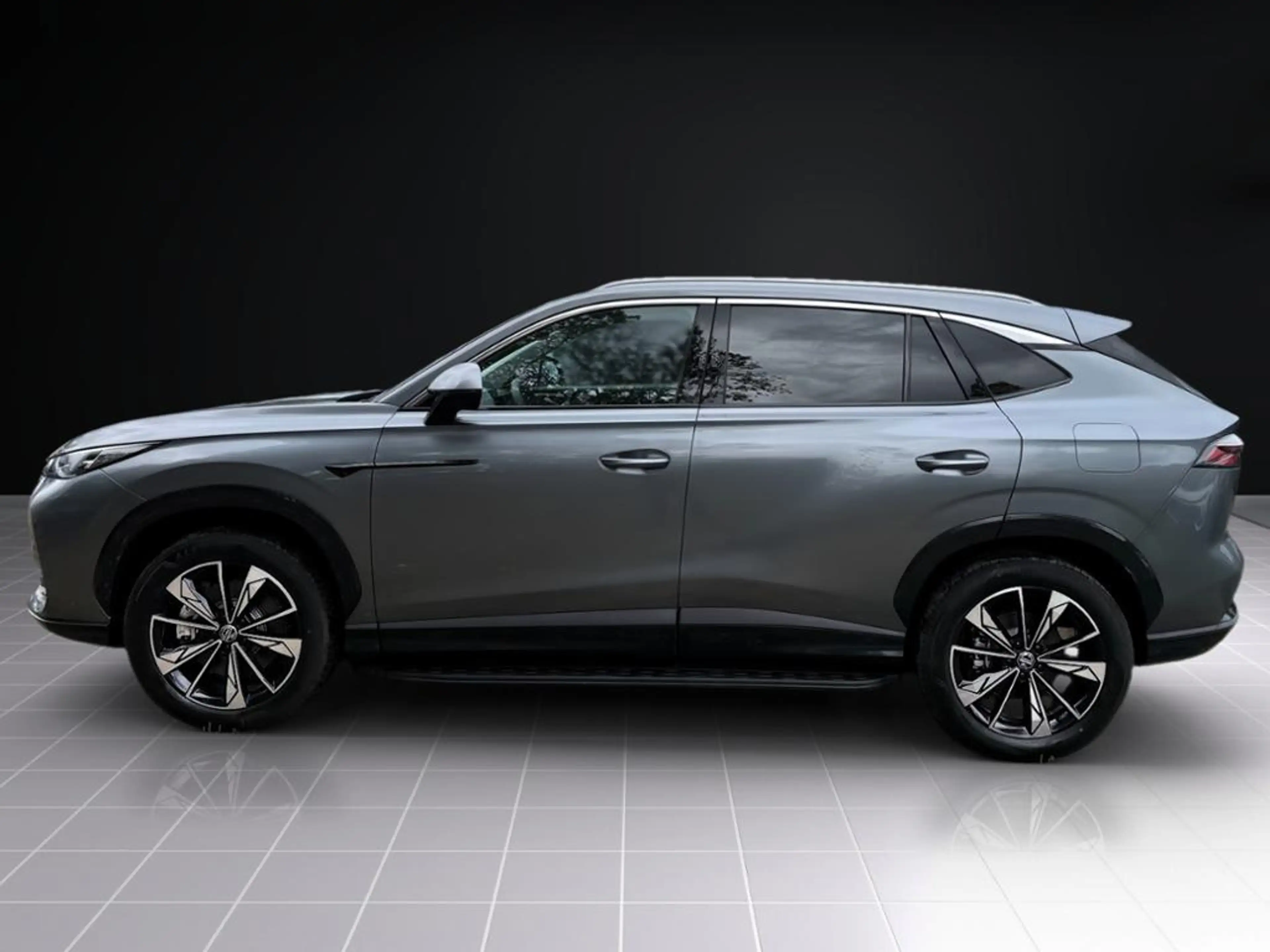 MG HS PHEV Luxury MY24 360 DISTR SPUR PDC SHZ — photo 9