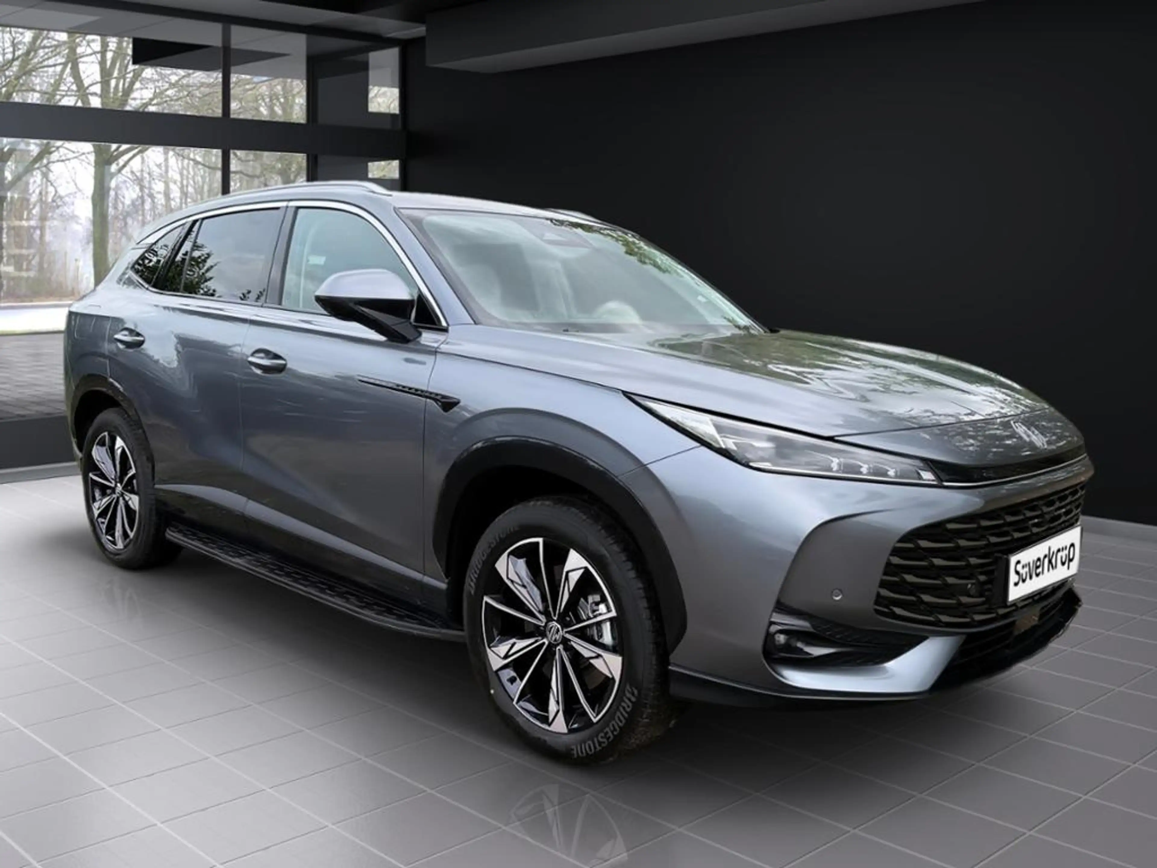 MG HS PHEV Luxury MY24 360 DISTR SPUR PDC SHZ — photo 4