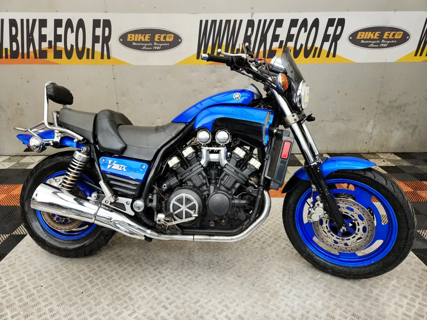 Yamaha Vmax - 1