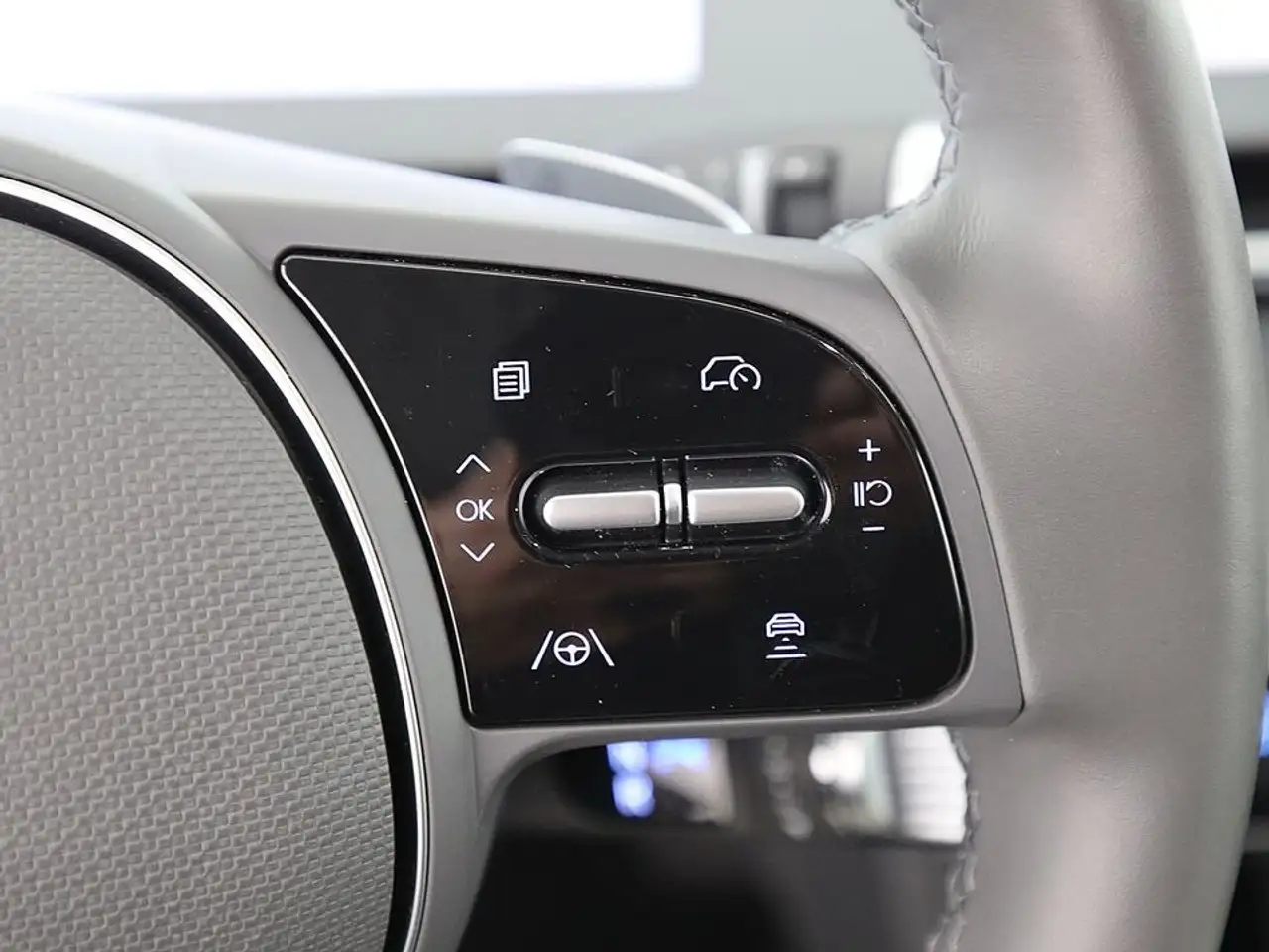 Hyundai IONIQ 5 AWD 73kWh Aut LED 360-CAM HEAD-UP RADAR 19