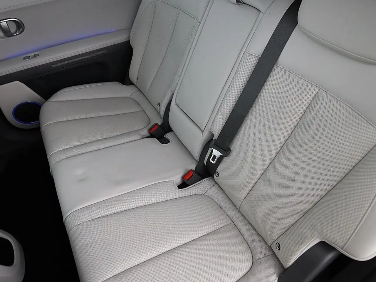 Hyundai IONIQ 5 AWD 73kWh Aut LED 360-CAM HEAD-UP RADAR 28