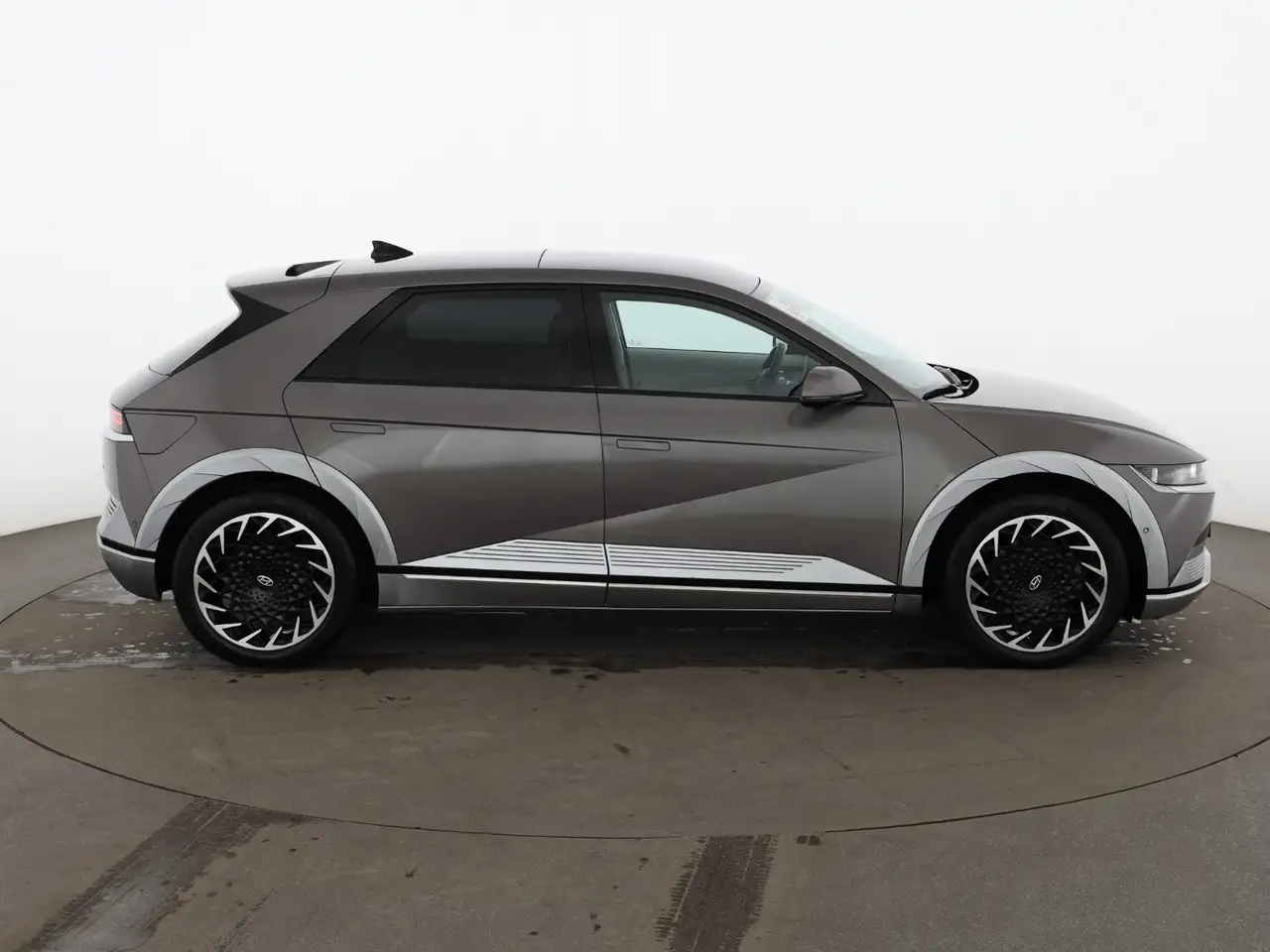 Hyundai IONIQ 5 AWD 73kWh Aut LED 360-CAM HEAD-UP RADAR 4
