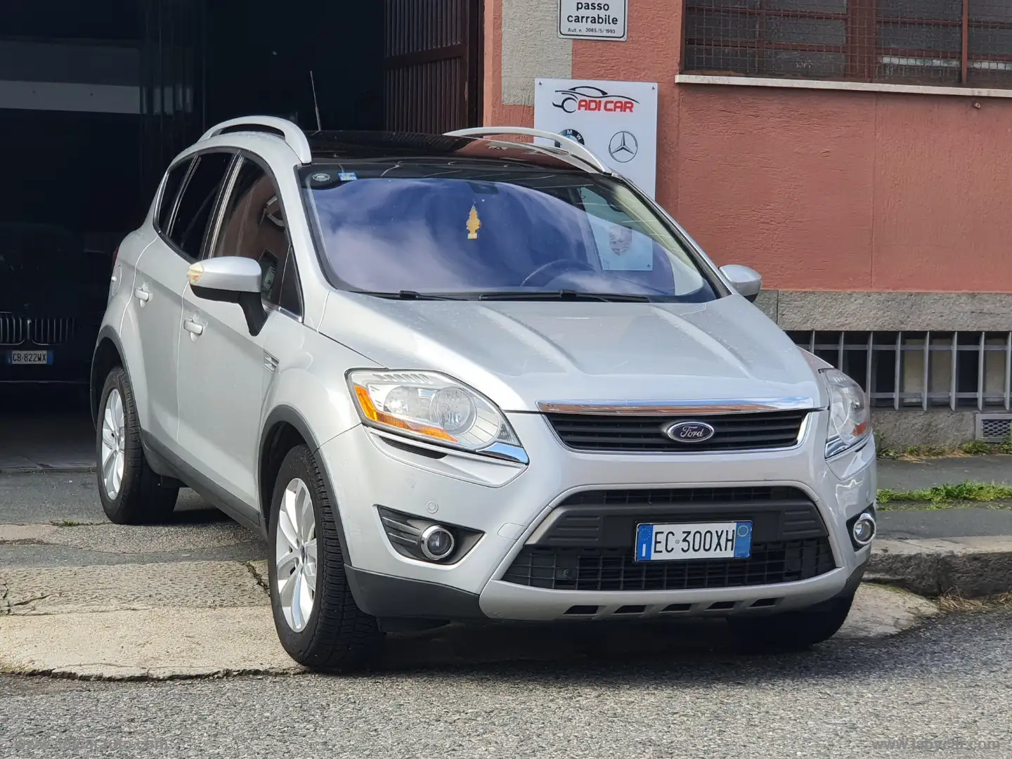 Ford Kuga 2.0 TDCi 163 CV 4WD Titanium Grigio - 1