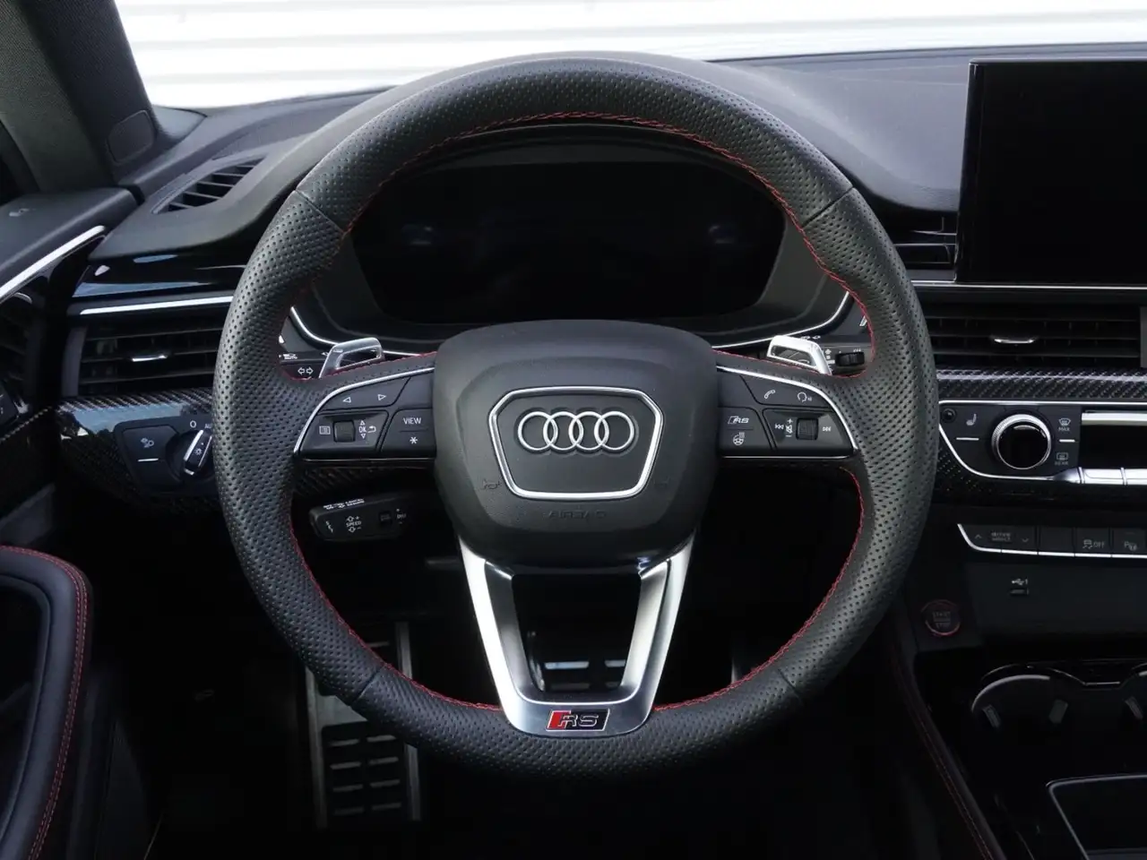 Audi RS5 снимка Audi RS5