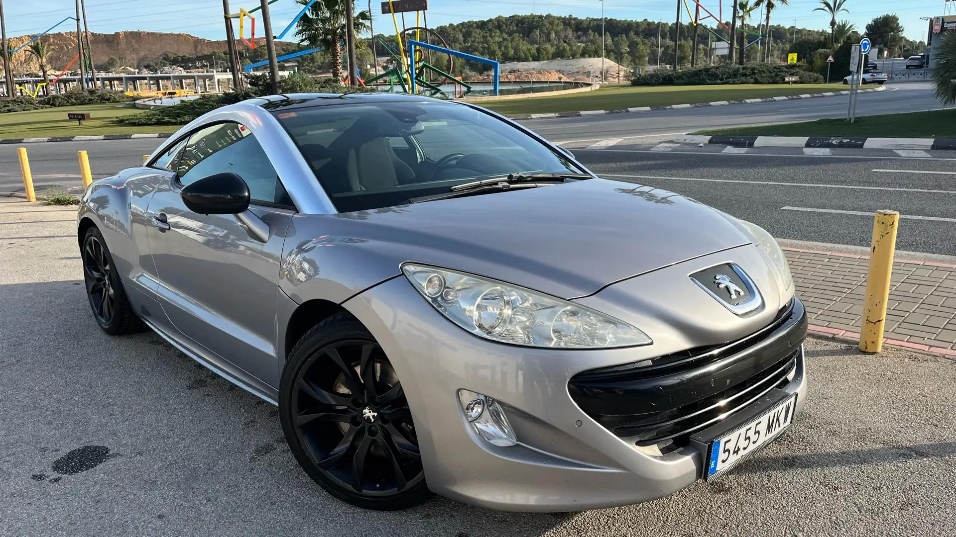 Peugeot RCZ 2.0 HDi FAP 165 Šedá - 1