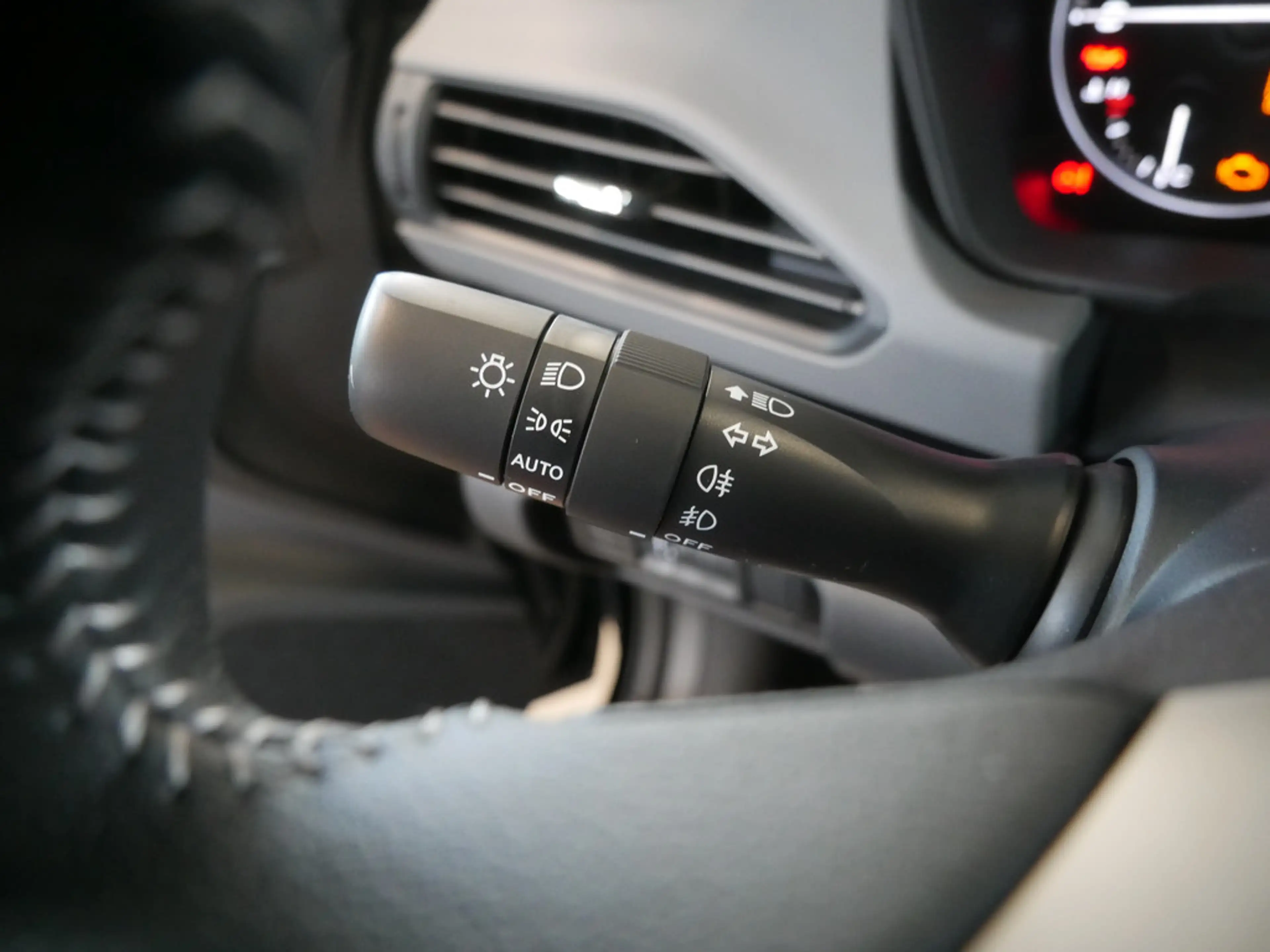 Subaru Crosstrek 2.0ie Active PDC SHZ KAMERA ACC LED — photo 15