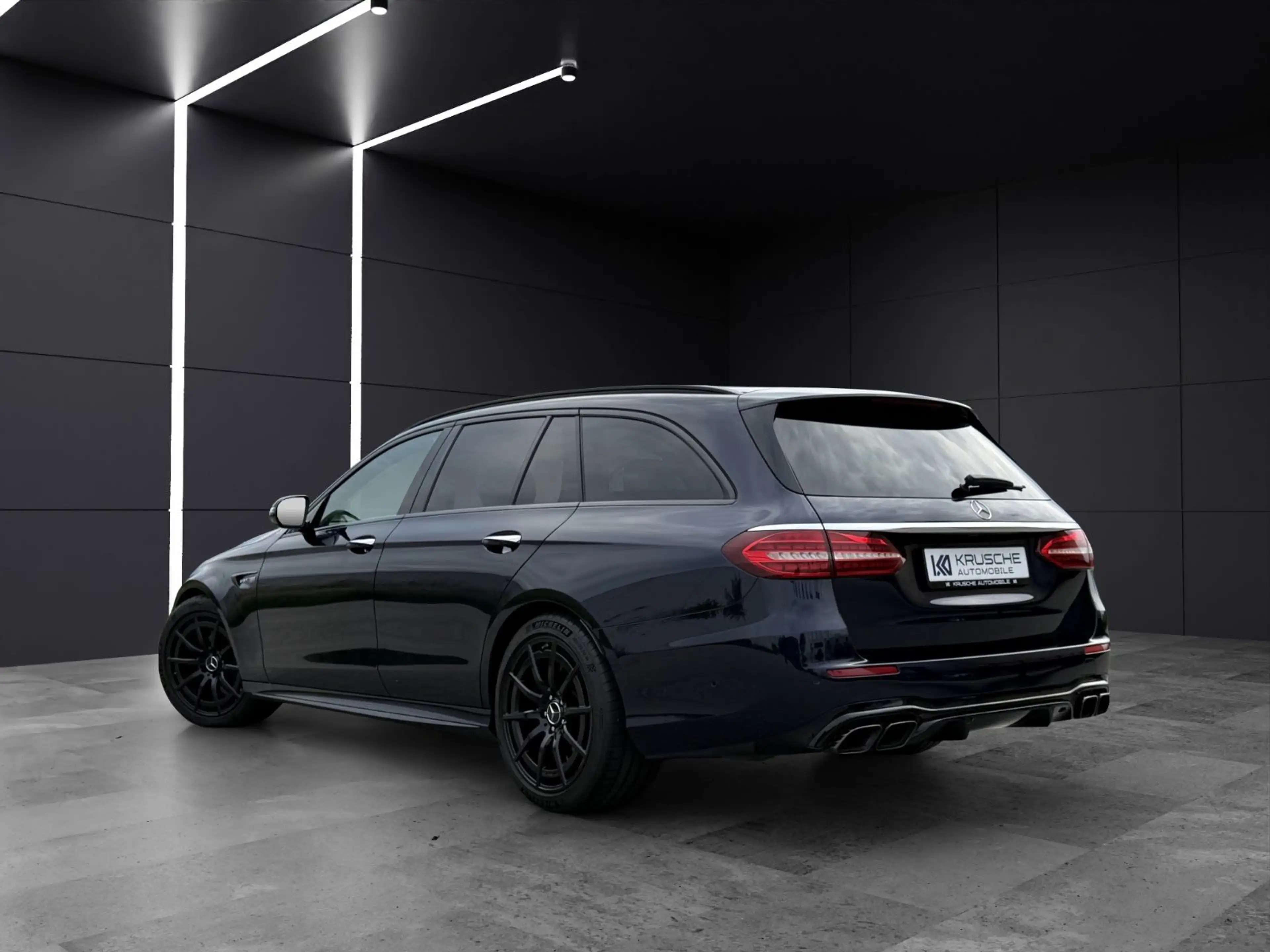 Mercedes-Benz E 63 AMG E 63s AMG Designo*1.Hand*Mwst*dt.Auto*NP155.000€ — photo 3