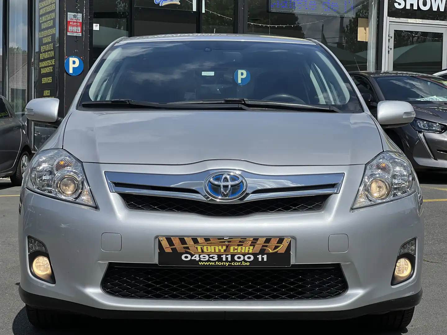 Toyota Auris 1.8i hybride+essence*CLIMA*NAVI*CAMERA*BT* Gris - 1