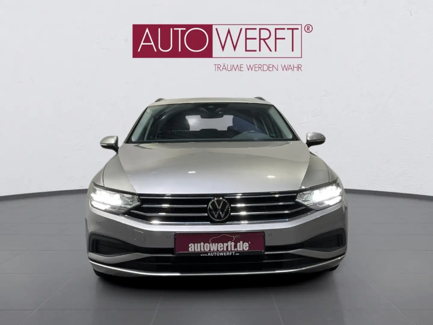 Volkswagen Passat Variant 2.0 TDI DSG LED NAVIGATION KAMERA SHZ GANZJAHRESRE Argent - 2