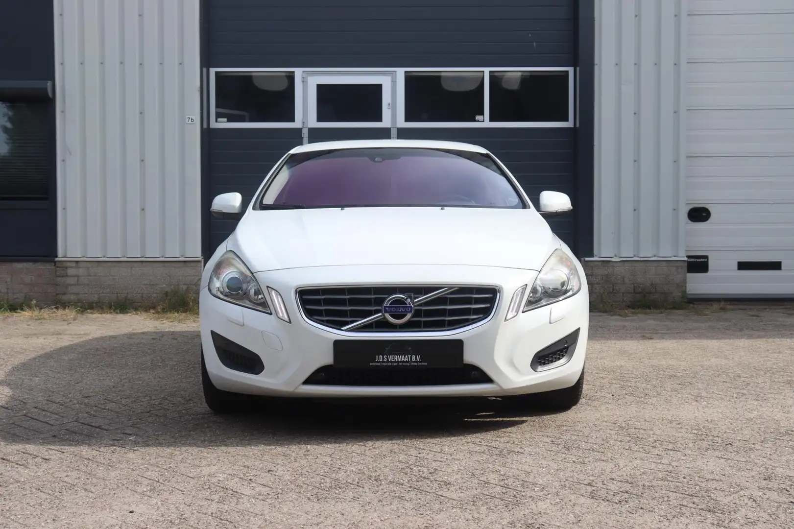 Volvo V60 2.0 T5 Momentum Heico Fehér - 2