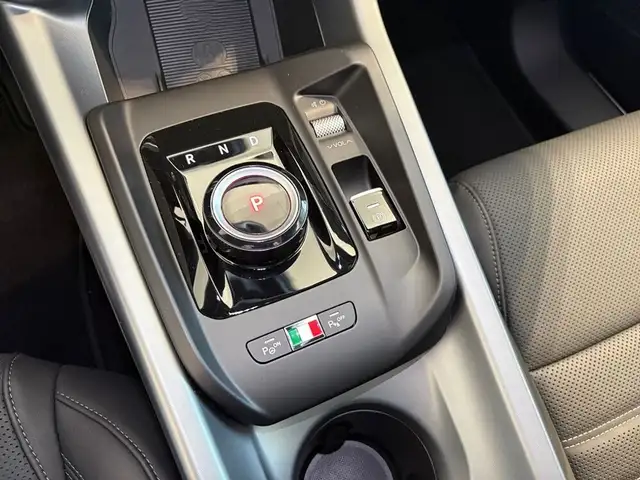 Alfa Romeo Tonale Ibrida 1.5 175 T4 VGT eDCT7 FWD Veloce Ansicht 33