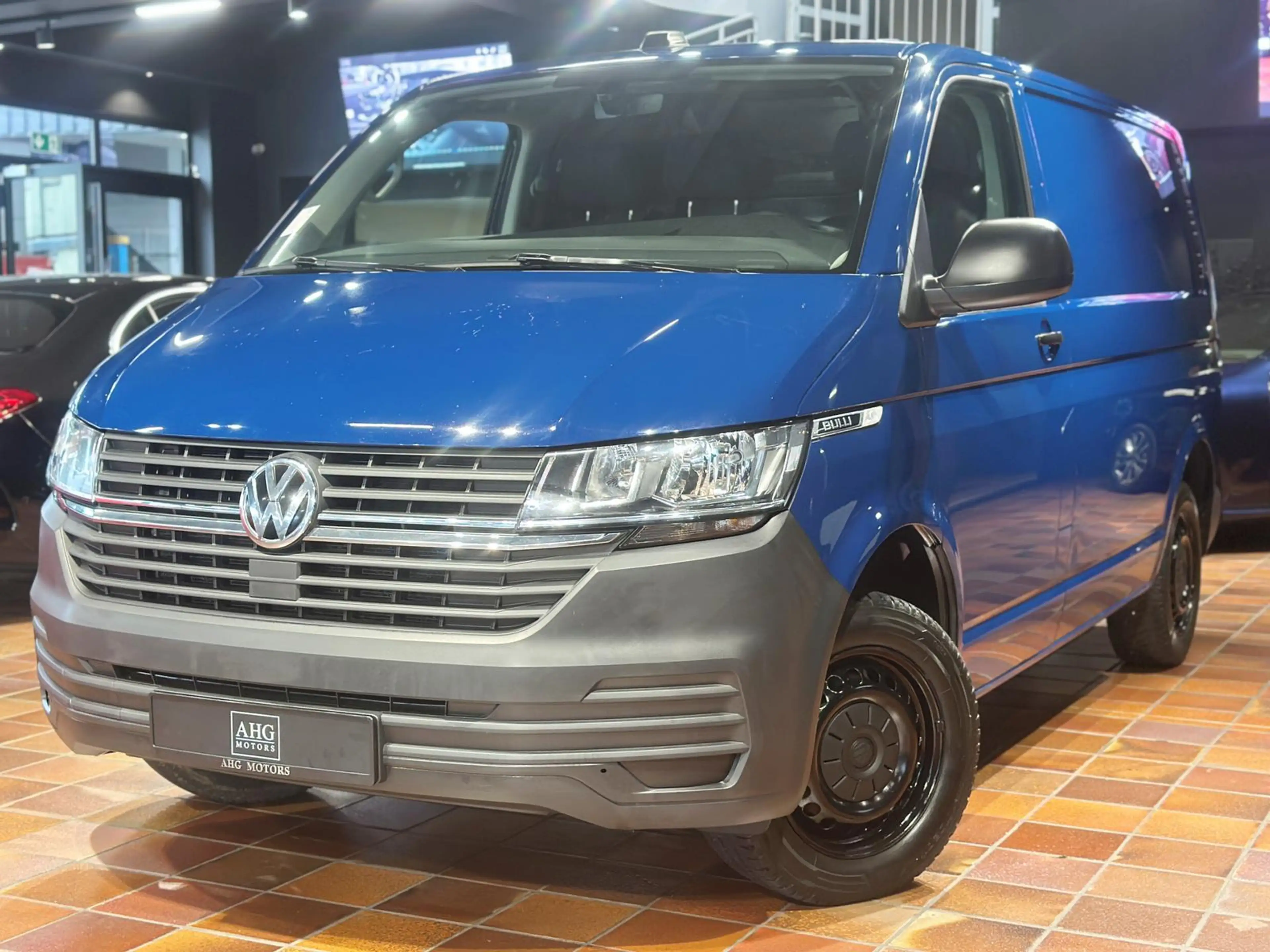Volkswagen T6.1 Transporter T6.1 DSG KURZ KLIMA STANDHEIZUNG TEMPOMAT SHZ AHK-