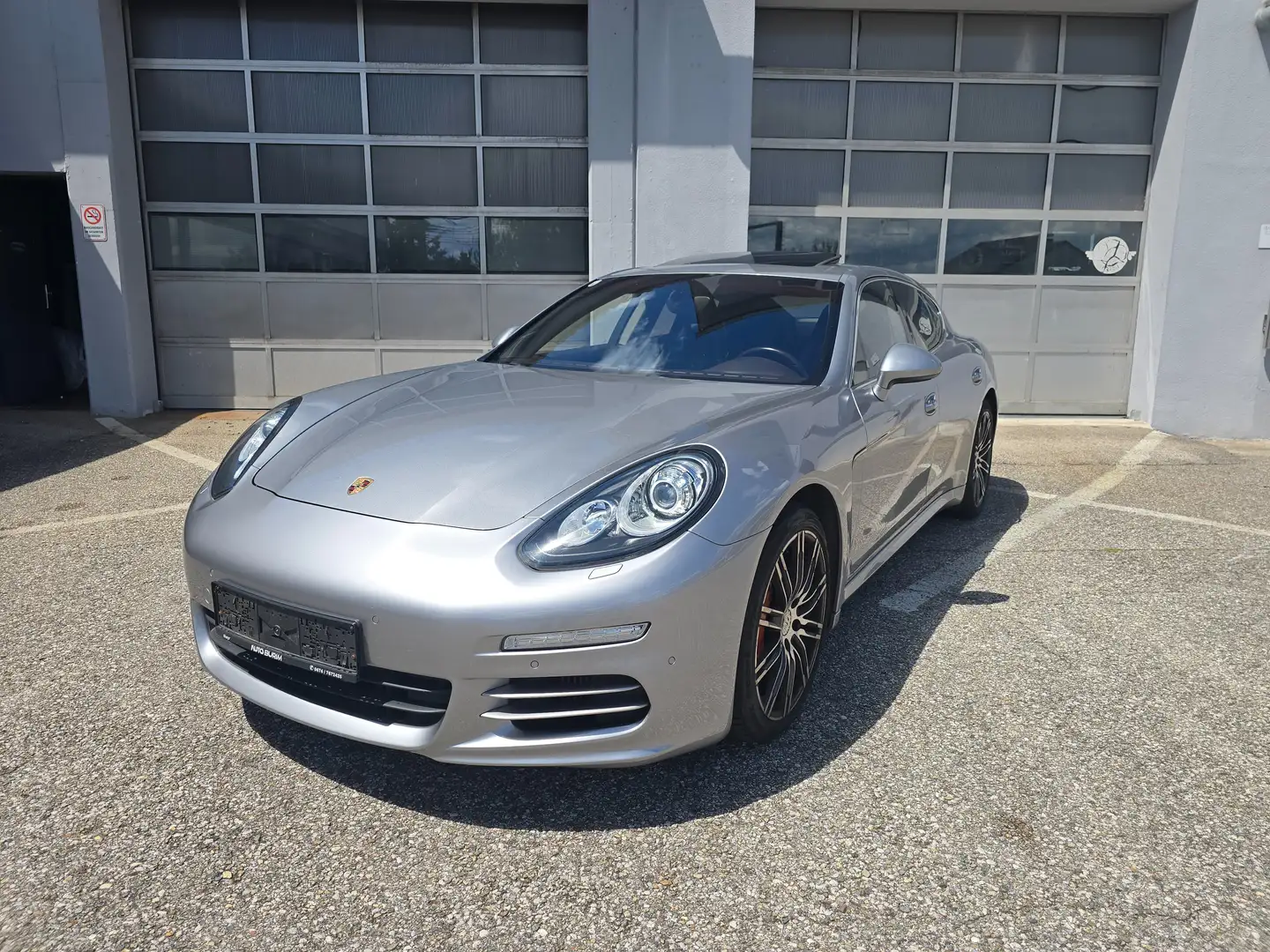 Porsche Panamera 4S-420ps Facelift/Soft-Close/Schiebedach/ Grau - 2