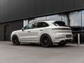 Porsche Cayenne E-HYB SPORTDES/UITL/22/AIR/MATR/PANO/INNO/14W/BOSE Grijs - thumbnail 2