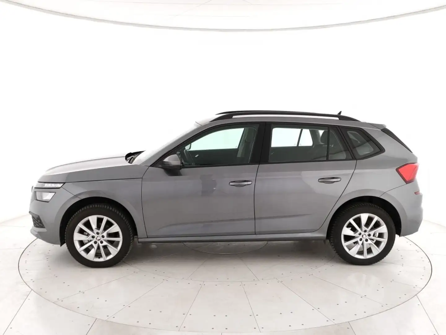 Skoda Kamiq 1.0 tsi Ambition 95cv Grigio - 2