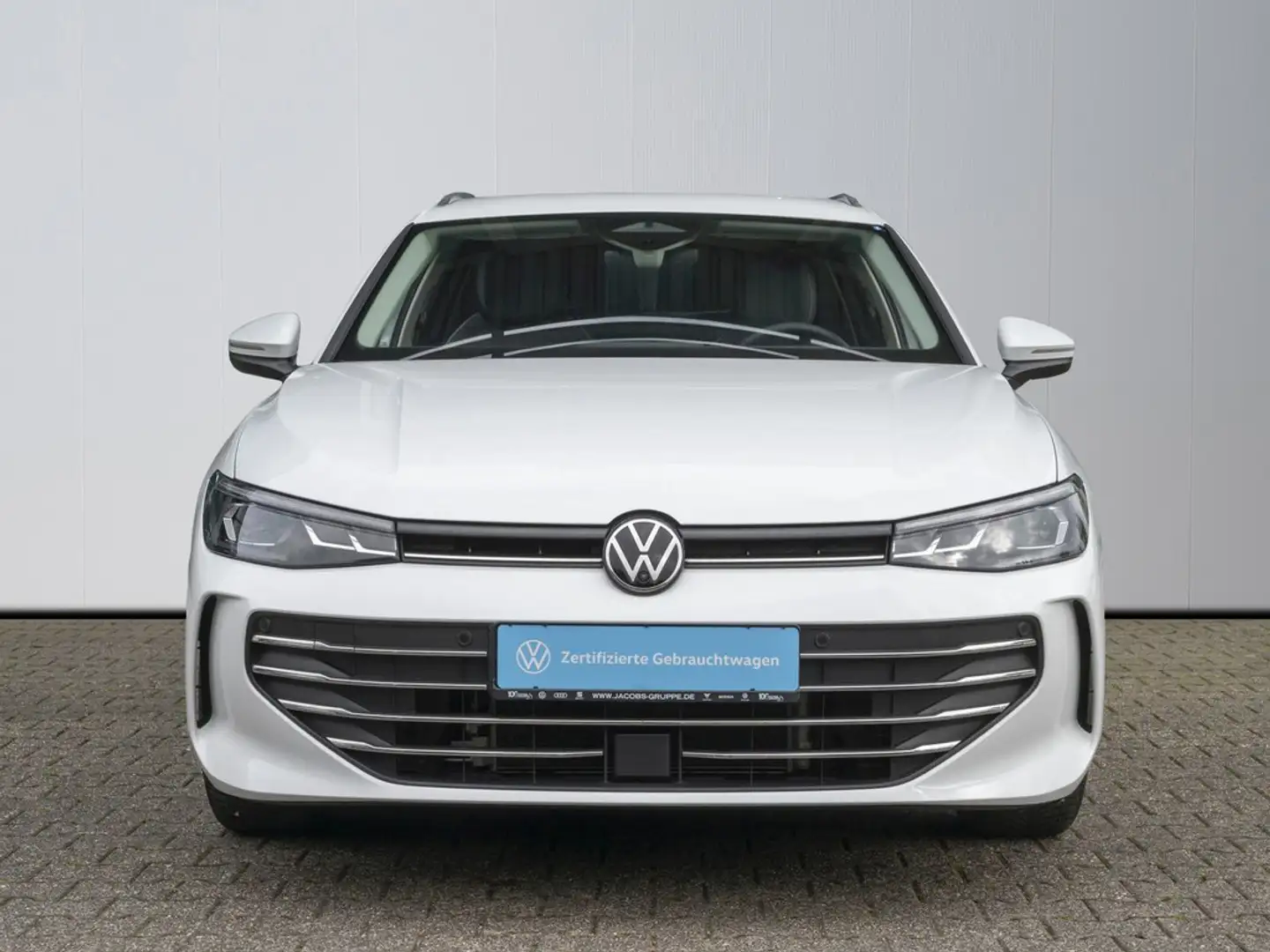 Volkswagen Passat Variant 1.5 eTSI 110 kW Business ACC,S Weiß - 2