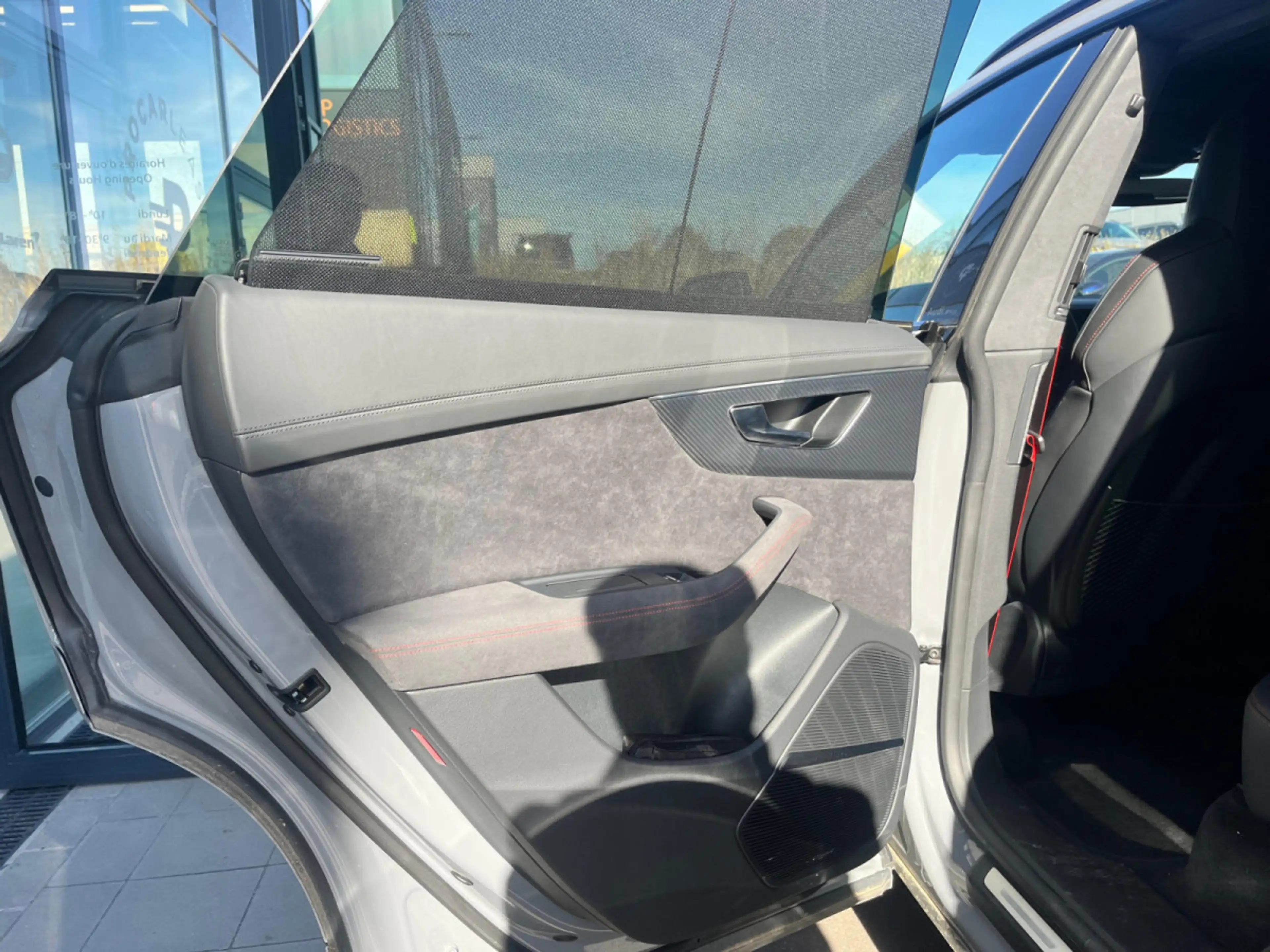 Audi RS Q8 4.0 TFSI PERFORMANCE/KERAMIK//PANO/23/RS DY+/HUD*V — photo 11