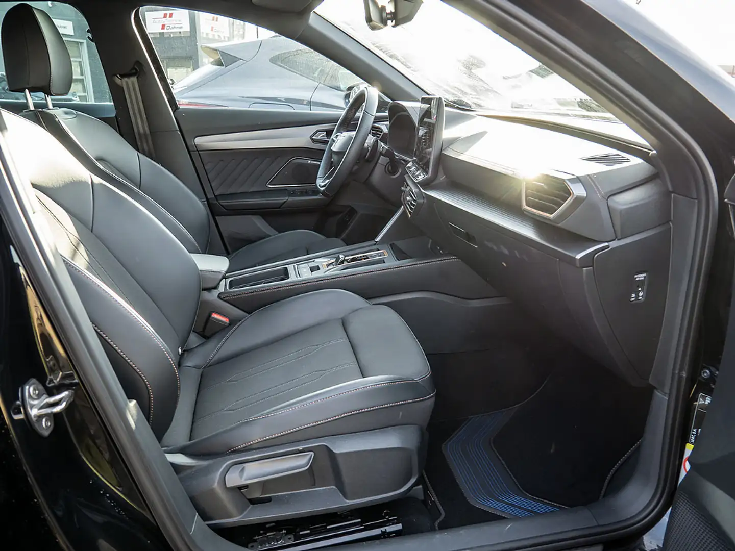 CUPRA Formentor 2.0 TDI KAMERA NAVI ACC LED 360° Schwarz - 2