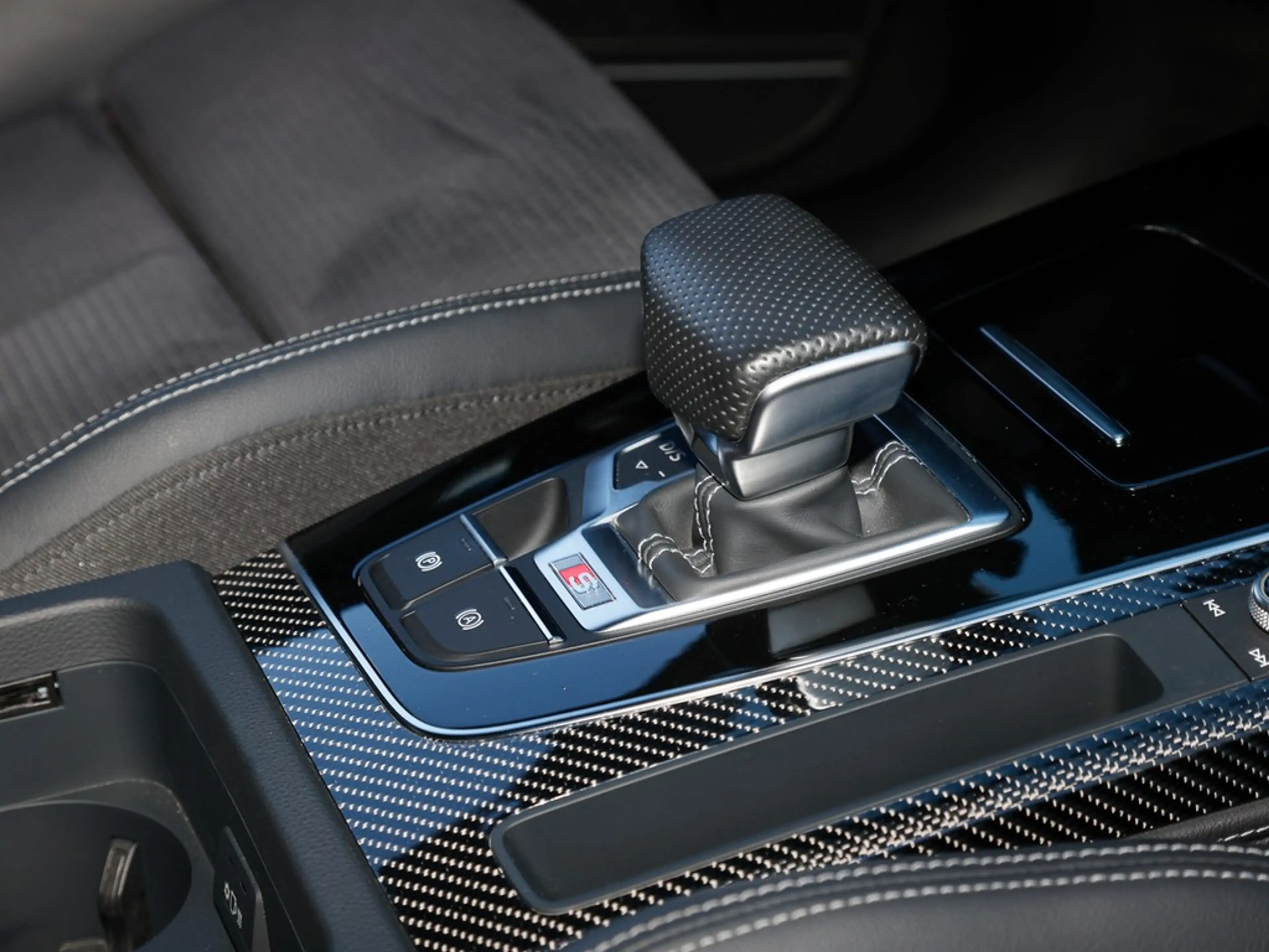 Audi SQ5 3.0 TDI Matrix ACC AHK Panorama B&O Kamera — photo 15