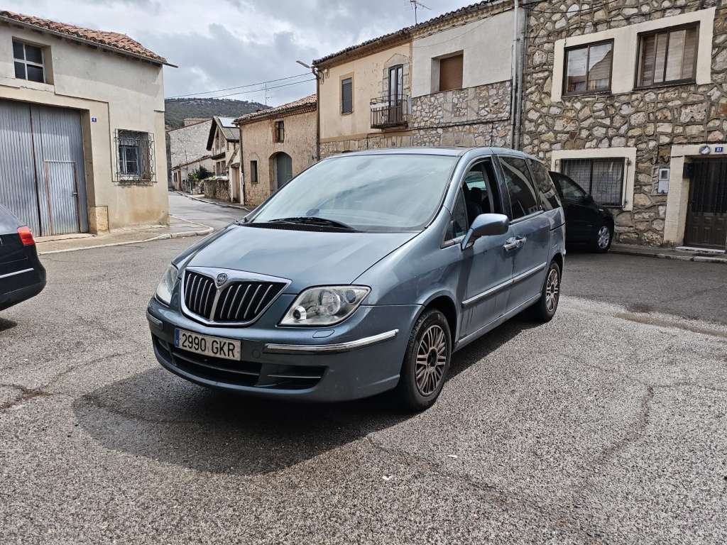 Lancia Phedra 2.2JTD 16v SS Aut. - foto 1