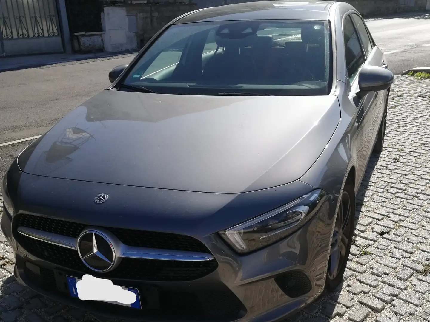Mercedes-Benz 220 Classe A Sedan Premium Серый - 1