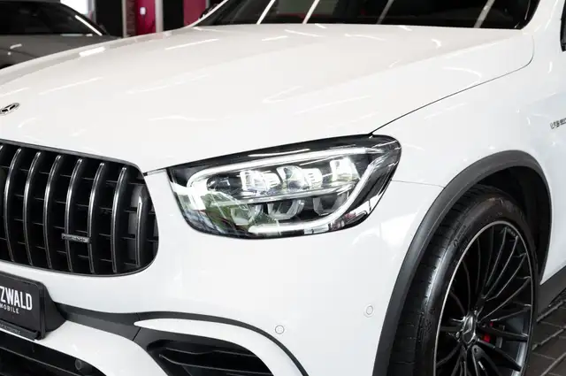 Mercedes-Benz GLC view 4