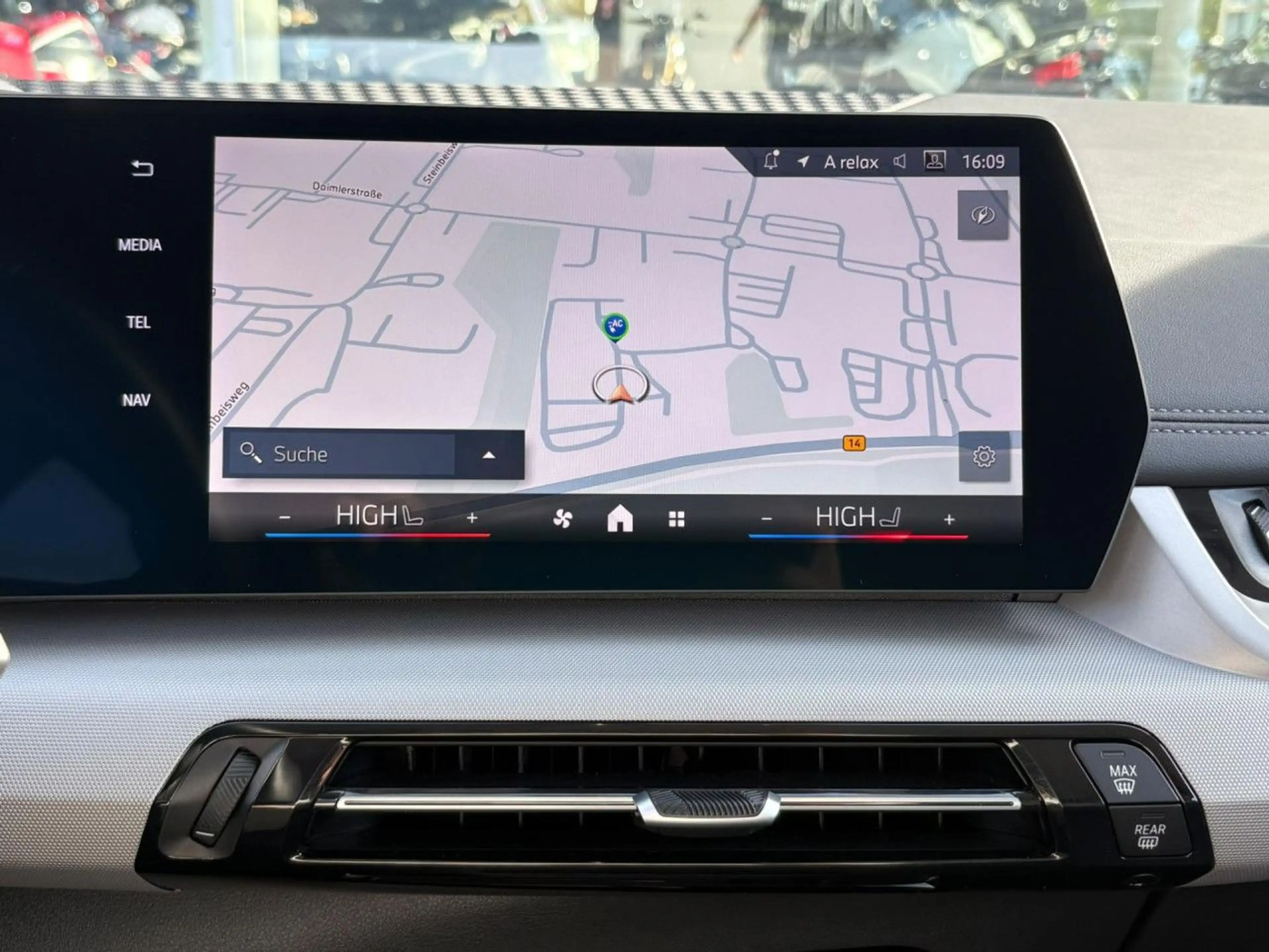 BMW 230 e xDr. AT KomfZ. AdapLED LiveProf. HUD ACC SHZ — photo 12