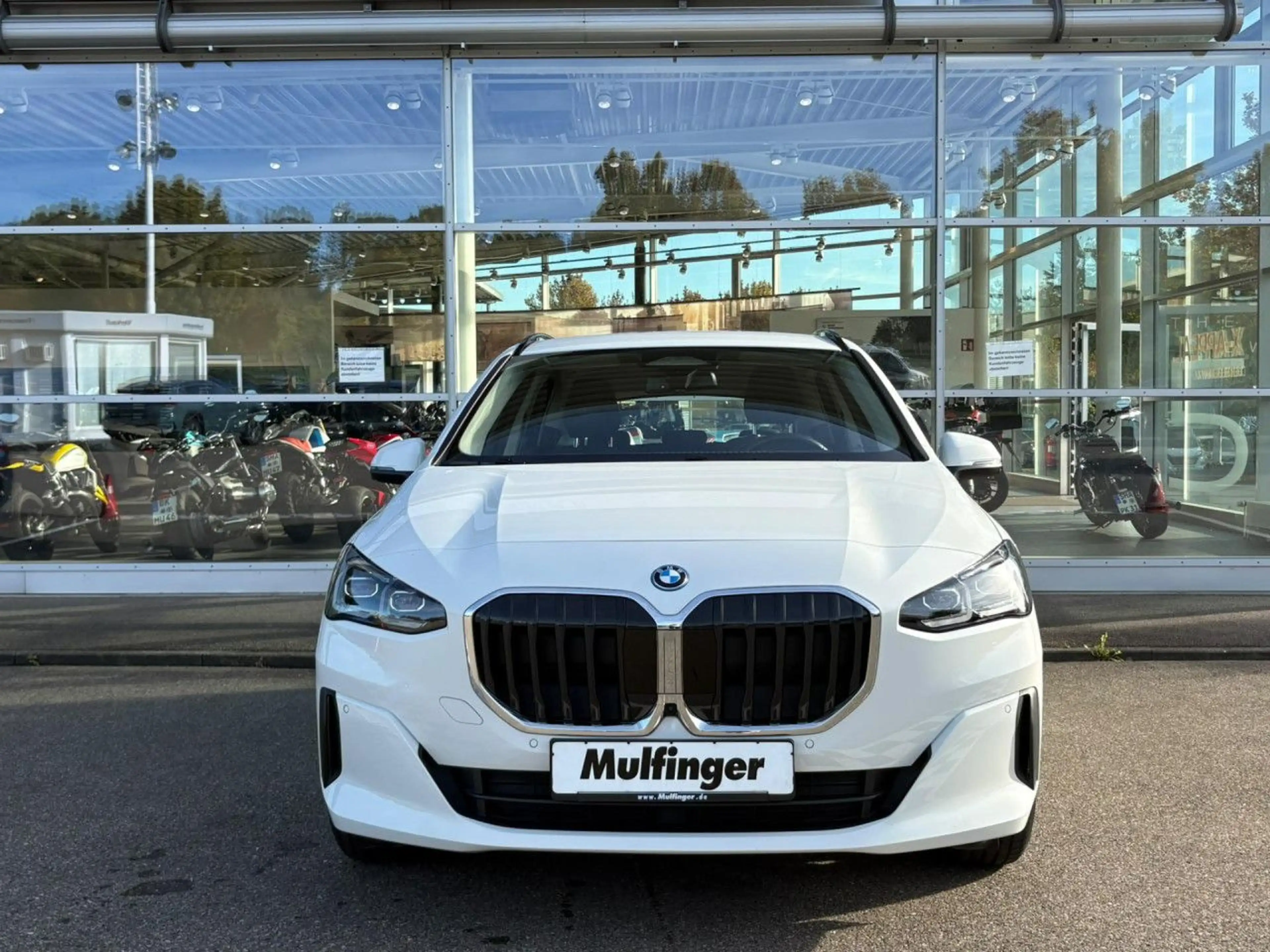 BMW 230 e xDr. AT KomfZ. AdapLED LiveProf. HUD ACC SHZ — photo 4