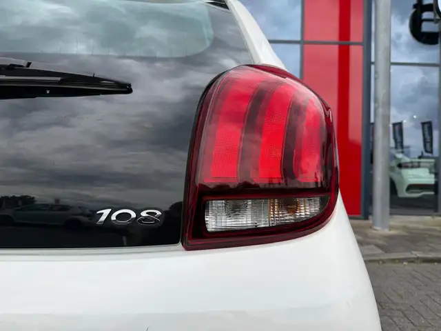Peugeot 108 view 7