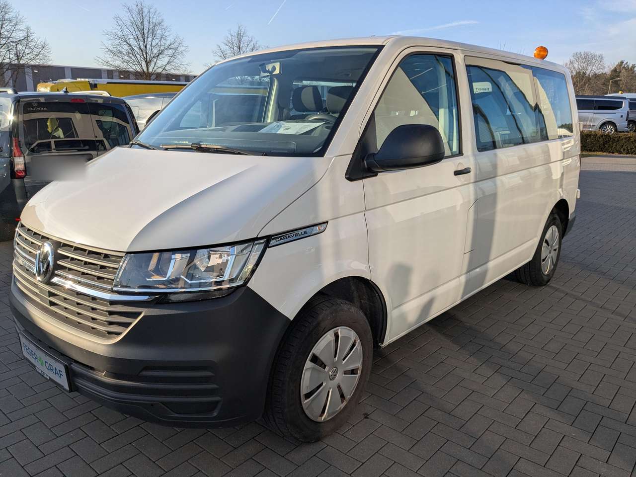 Volkswagen-T6.1 Caravelle-6.1 Trendline 9-Sitzer Klima PDC