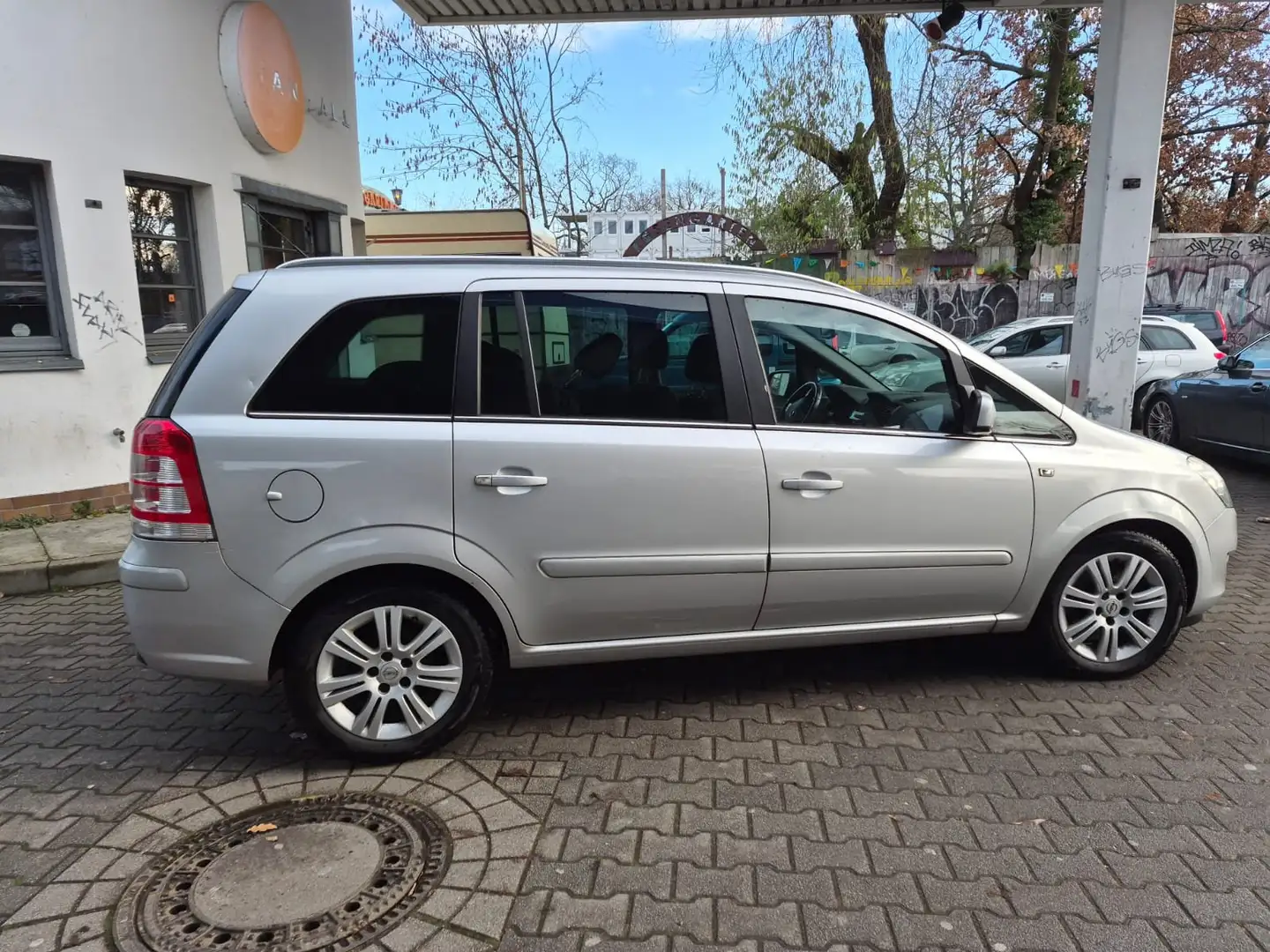 Opel Zafira Zafira 1.7 CDTI ecoFLEX Selection Silber - 1