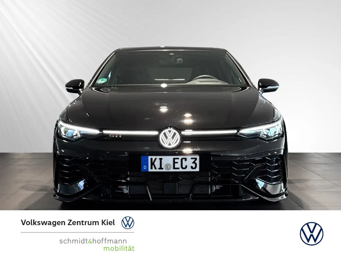 Volkswagen Golf VIII GTI Clubsport 2.0 TSI PANO+NAVI+SITZHZ Klima Schwarz - 2