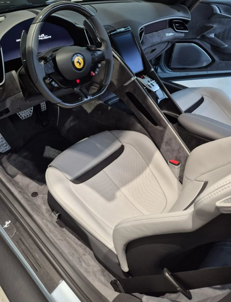 Ferrari Roma Spider Atelier — photo 5